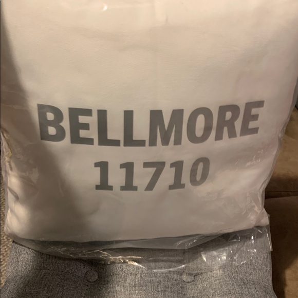 Bellmore 11710 Decorative Pillow - White - Picture 3 of 4